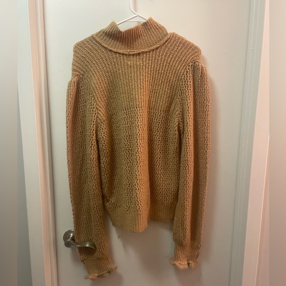 NWOT Free People Snowdrift Pullover - Picture 3 of 3